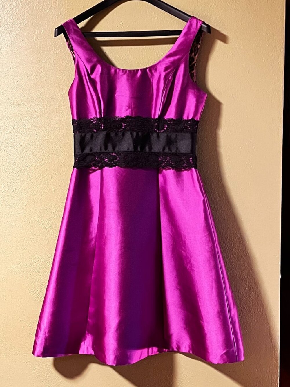 Isaac Mizrahi New York Purple Satin Fit & Flare Cocktail Dress Women's Size 4